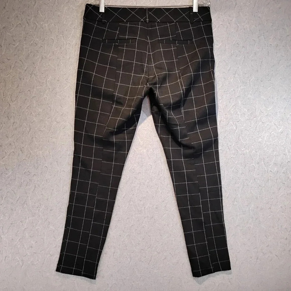 Elle Women's Black & White Plaid  Stretch Pants in Size 10 - Picture 7 of 10